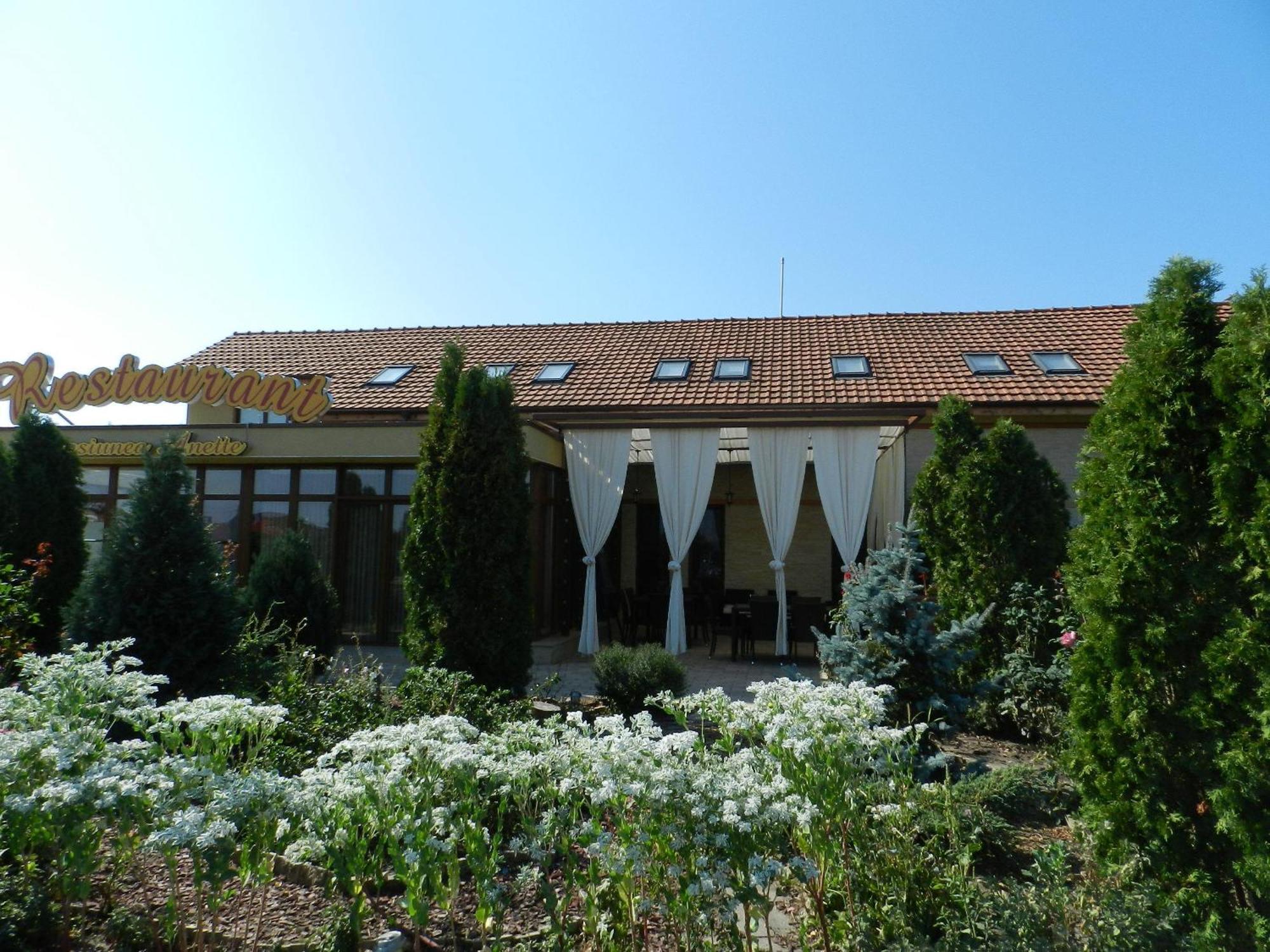 Anette Resort & Spa Covaci 외부 사진